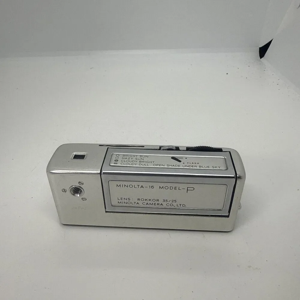 Minolta 16 Model P 1960s Subminiature Camera
